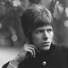 David Bowie, 1966
