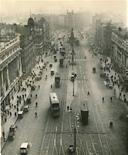 Nelson Pillar in Dublin, 1931