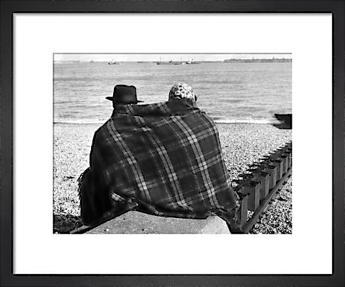 Chilly beach, Dover 1954 by Mirrorpix