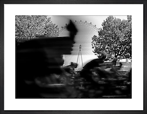 Speed cycle, London Eye by Niki Gorick